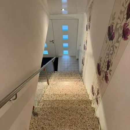 Og Haus Gross Floete