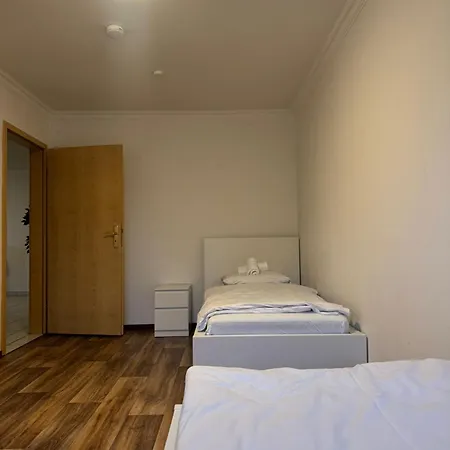 Groß Flöte Og Apartment *